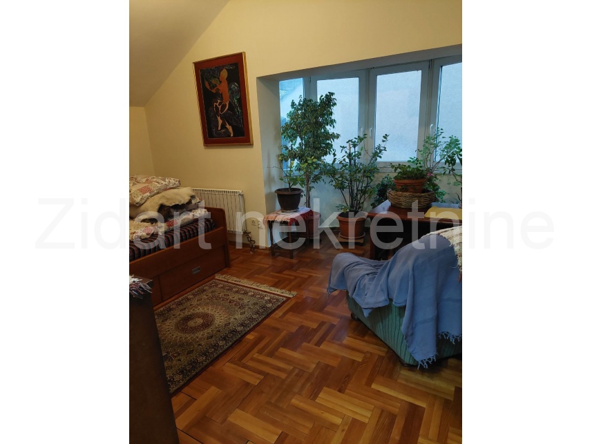 Квартира, 1506 м², 347 000$ — FAKTOR